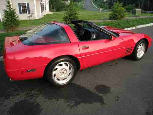 1992 Chevrolet Corvette Red/Blk  - MINT!!, image 4