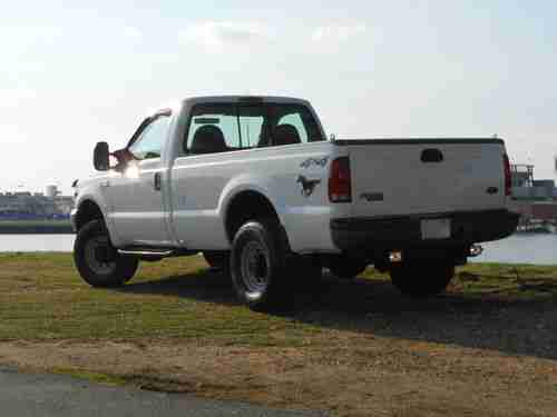 2002 Ford F250 Super Duty Truck  4x4 (GooseNeck Hitch)Very Clean Only 121k miles, image 3