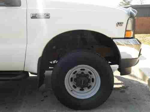 2002 Ford F250 Super Duty Truck  4x4 (GooseNeck Hitch)Very Clean Only 121k miles, image 11