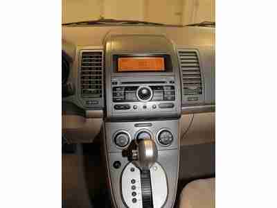 Stylish Clean MP3 Dual Air Bags Cruise Control Great Gas Mileage, image 19