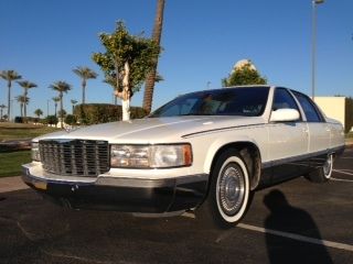 1995 cadillac fleetwood 74k low miles and pristine original condition