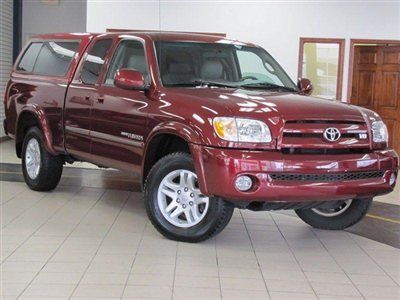 2005 toyota tundra limited crew max 4wd only 53k newer tires clean wow -