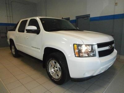 Sunroof heated leather seats suspension package one owner local trade 4wd