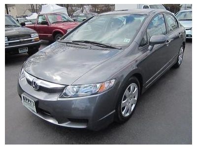 2011 honda civic lx automatic only 9,000 miles one owner like new