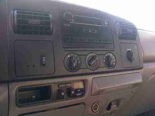 2006 Ford F-250 Super Duty XL Crew Cab Pickup 4-Door 6.0L, image 10