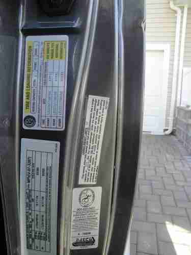 Handicap with Lift. Disabled-Ready modified Van 3-Door 4.6L. NO RESERVE, image 5