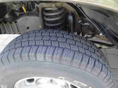 Handicap with Lift. Disabled-Ready modified Van 3-Door 4.6L. NO RESERVE, image 20