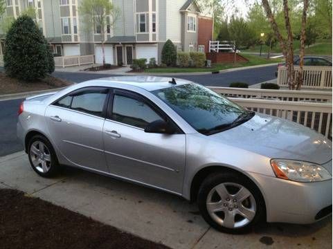 2009 pontiac g6 only 56k miles. amazing condition!!