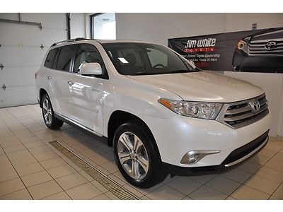 Low miles certified demo 4x4 4wd navigation dvd rear entertainment 3rd row heat