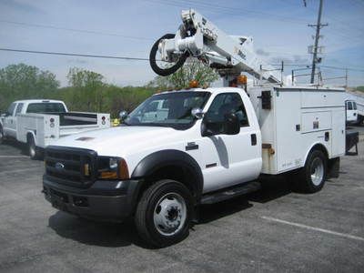 2006 ford f-550 4x2 bucket truck - altec 42' working height