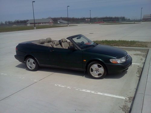 98 saab se turbo convertable new top great condition dark green