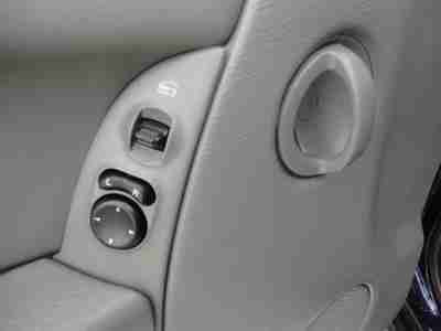 Renegade 4X4 SUV CD Air Conditioning Alarm System Alloy Wheels AM/FM Fog Lights, image 6