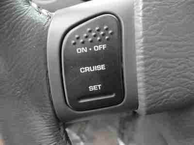 Renegade 4X4 SUV CD Air Conditioning Alarm System Alloy Wheels AM/FM Fog Lights, image 12