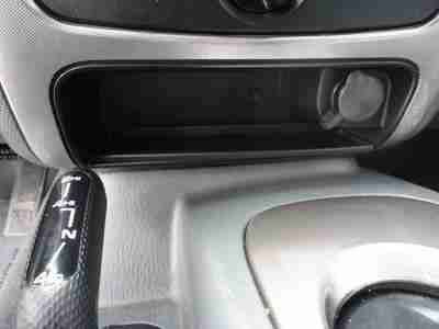 Renegade 4X4 SUV CD Air Conditioning Alarm System Alloy Wheels AM/FM Fog Lights, image 19