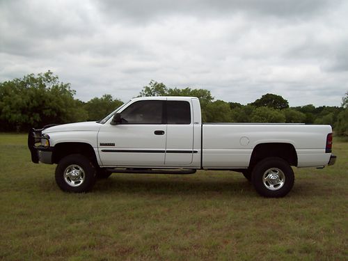 2000 dodge quad cab 2500 6spd 4x4 5.9 diesel