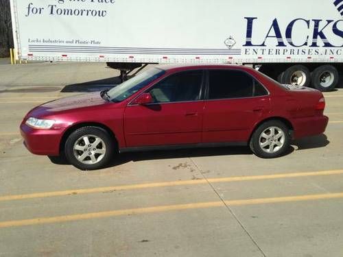 2000 Honda Accord V4 Special Edition Amazing Condition, image 3