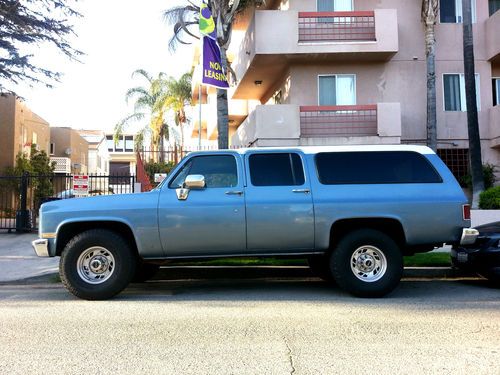 Gmc suburban 1985 4 door truck light blue bronco