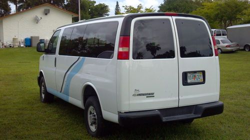 2007 chevy express 3500 passenger van