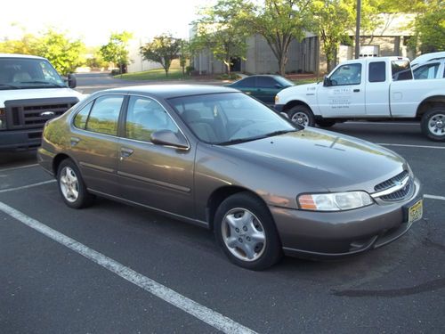 2000 nissan altima