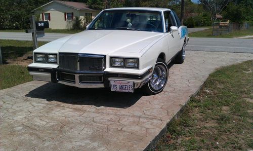 1983 pontiac grand prix lj coupe 2-door 3.8l gm coupe antique