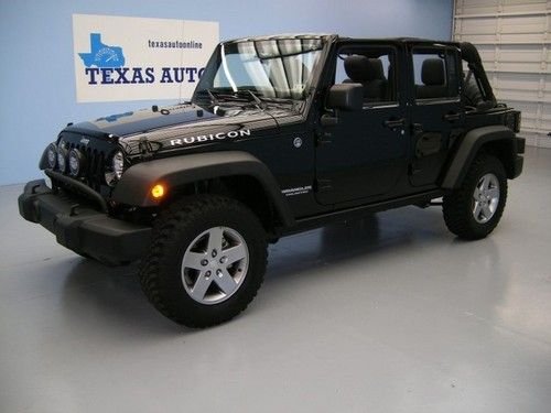 We finance!! 2012 jeep wrangler unlimited rubicon 4x4 6-speed hard top nav 1 own