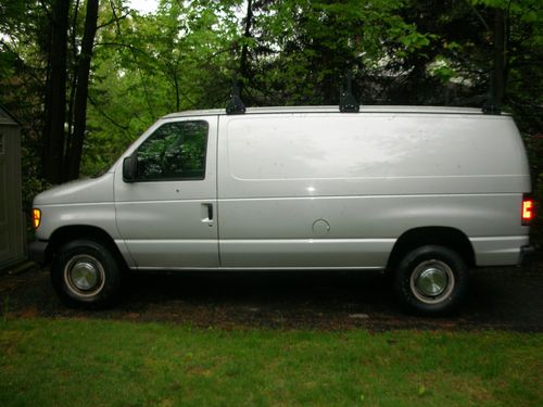 2005 ford e350 heavy duty van with v10 and 10,000 towing 85k miles