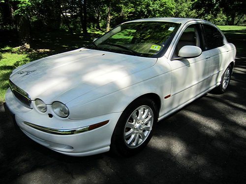 2002 jaguar x-type base sedan 4-door 2.5l all wheel drive with no reserve