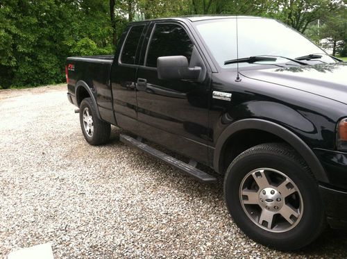 2004 ford f-150 fx4 extended cab pickup 4-door 5.4l