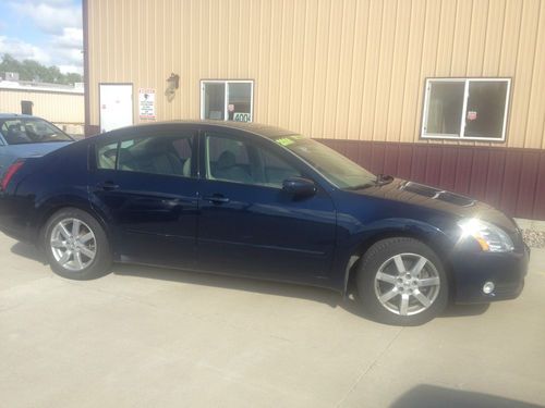 2006 nissan maxima se sedan 4-door 3.5l