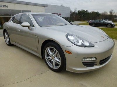 Panamera s factory warranty navigation 400hp local one owner porsche