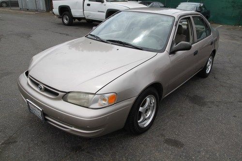 1998 toyota corolla ve sedan automatic 4 cylinder no reserve