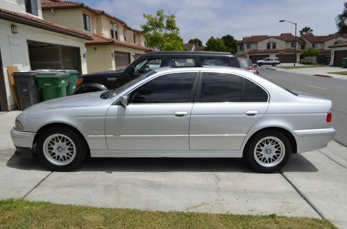 2002 bmw 525i base sedan 4-door 2.5l