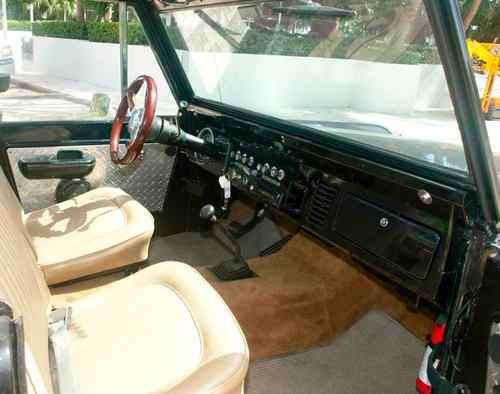 1973 FORD BRONCO.. RESTORED CLASSIC WITH UPGRADES. 302 AUTO AC !!!, image 4