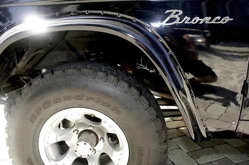 1973 FORD BRONCO.. RESTORED CLASSIC WITH UPGRADES. 302 AUTO AC !!!, image 9