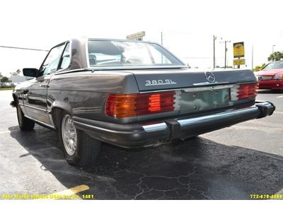 VERY CLEAN STRONG RUNNING Classic 1984 Mercedes 380SL 3.8L Convertible AM/FM/CD, image 5