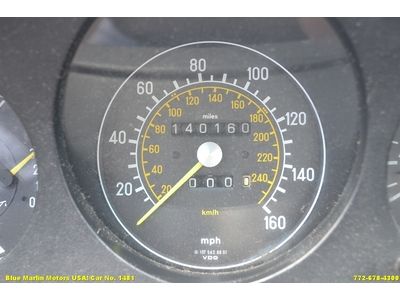 VERY CLEAN STRONG RUNNING Classic 1984 Mercedes 380SL 3.8L Convertible AM/FM/CD, image 16