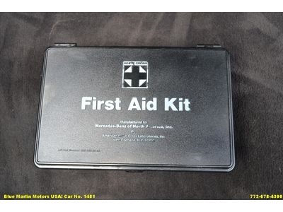 VERY CLEAN STRONG RUNNING Classic 1984 Mercedes 380SL 3.8L Convertible AM/FM/CD, image 19