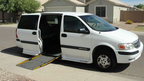 2002 chevrolet venture minivan handicap wheelchair ramp