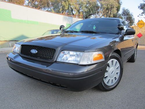 2008 ford crown victoria police interceptor super sharp!!