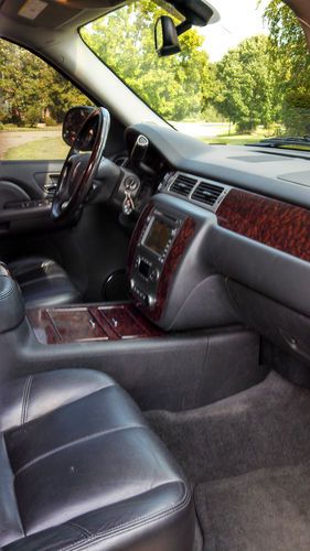 2008 GMC Yukon XL 1500 Denali Sport Utility 4-Door 6.2L, US $35,500.00, image 4