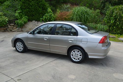 2004 honda civic lx sedan 4-door 1.7l