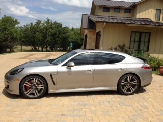 2011 porsche panamera turbo hatchback 4-door 4.8l