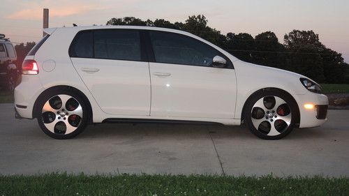 2012 volkswagen gti base hatchback 4-door 2.0l