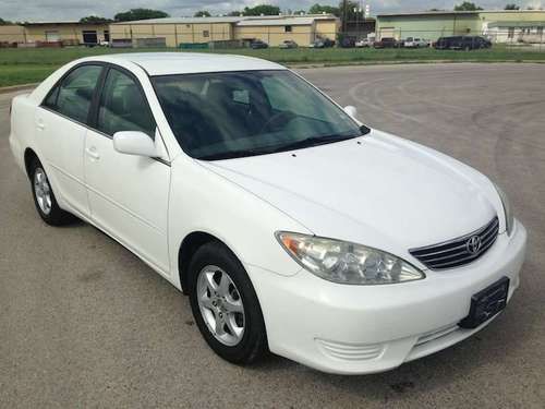 2005 toyota camry le - 1 owner - 79k miles - white - cd - automatic - nice!