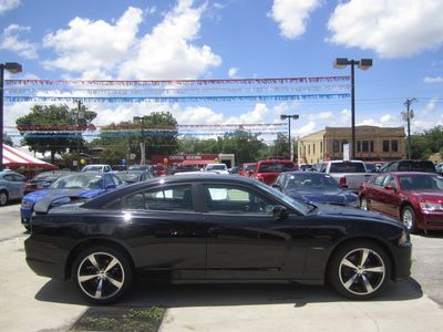 Brand new sleek black 2013 dodge charger r/t daytona