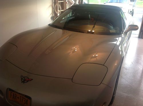 2004 corvette convertible