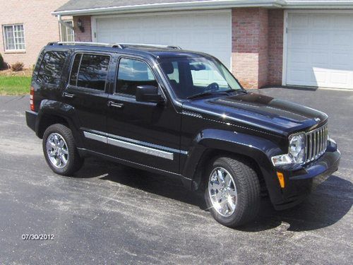 2011 jeep liberty limited sport utility 4-door 3.7l