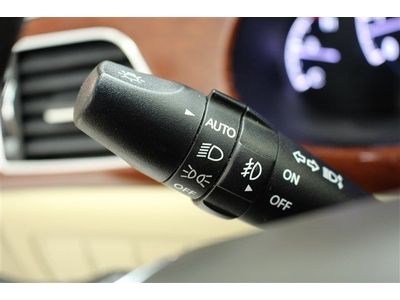 3.8L CD Rear Wheel Drive Power Steering 4-Wheel Disc Brakes Aluminum Wheels ABS, US $22,392.00, image 23