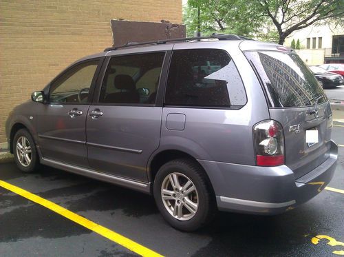 2004 silver/gray mazda mpv lx