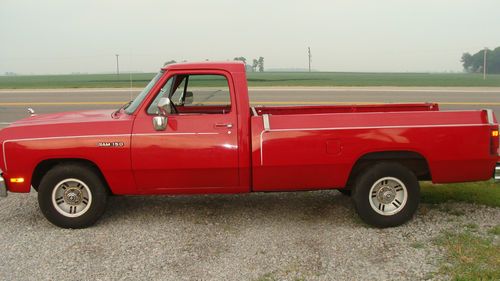 1992 dodge 1500 pickup truck very good condition,